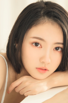 美女的奶头